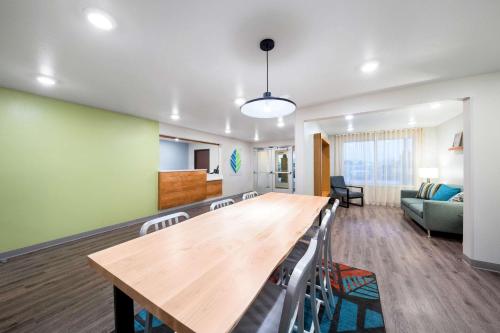 WoodSpring Suites Dallas Plano Central Legacy Drive