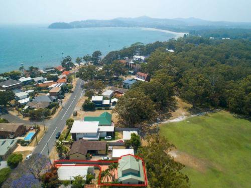 Exterior view, 8a Foreshore Drive Ducted Air and Boat Parking in Port Stephens