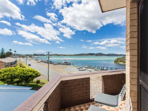 Dolphin Place 05, Tuncurry (photo 7)