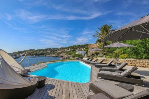 Magnifique villa en bord de mer gîte à louer Antibes