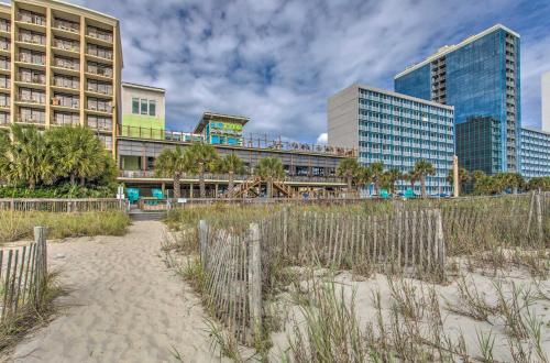 Beachy Condo Pool Access and Walk to Boardwalk - image 7