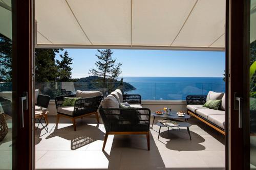 Villa T Dubrovnik - Wellness and Spa Luxury Villa with spectacular Old Town view