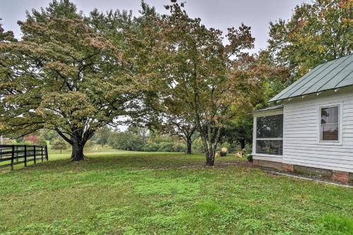 Restored 1920s Cottage on 1 Acre with Fire Pit