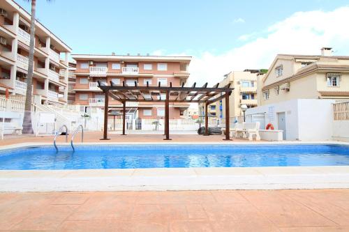 Estudio para parejas con piscina en Canet playa - image 11