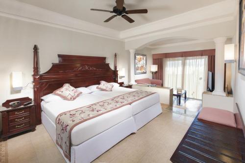 2 Bedroom Junior Suite