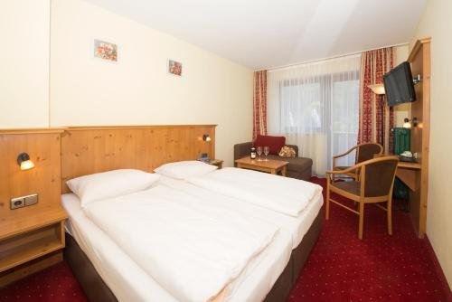 1 queen bed