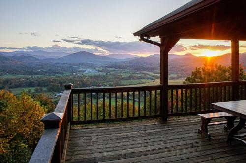 Smoky Mountain Retreat with Hot Tub, Arcade Games