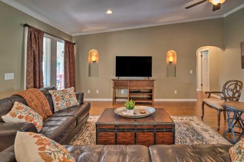 Idyllic Horseshoe Bay Home Less Than 1 Mi to Lake LBJ - image 7