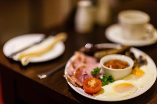 Best Western Swiss Cottage Hotel - image 14