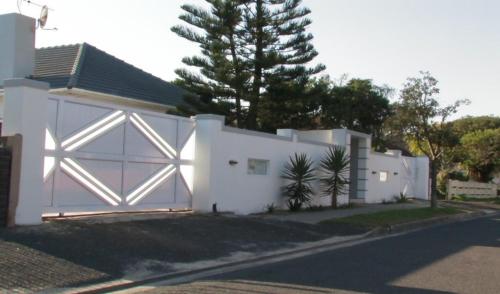 B&B Cape Town - Bonani B & B - Bed and Breakfast Cape Town