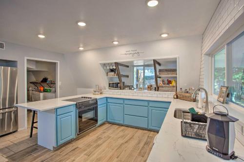 Waterfront Granbury Home Hot Tub and Boat Dock - image 3