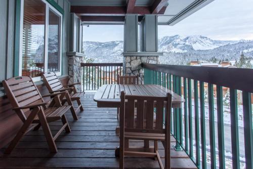 Juniper Springs Resort in Mammoth Lakes City Center