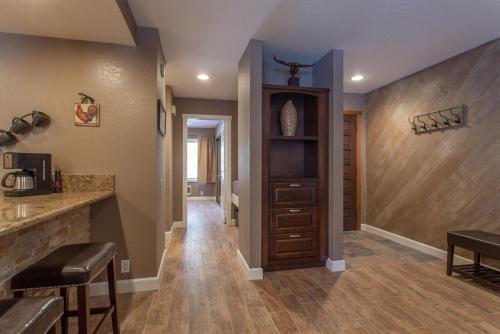Snowcreek #405 - Phase III - image 2