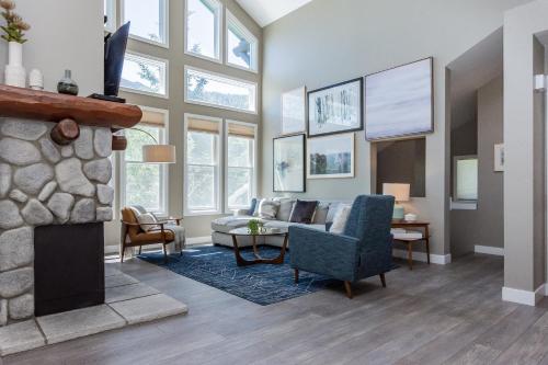 Snowcreek # 888 - Phase V - image 9
