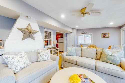 Cape Cod Beach Cottage in 鄧尼斯埠(MA）