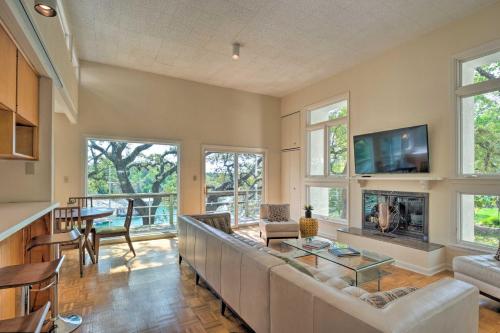 Spacious Lake Travis Home with Private Deck and Views! in Volente, USA