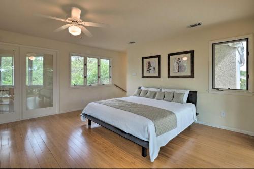 Spacious Lake Travis Home with Private Deck and Views! in Volente, USA