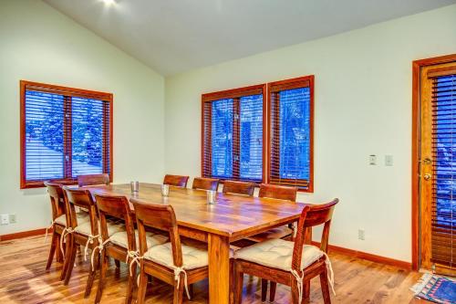 2431 Nansen Court - main image