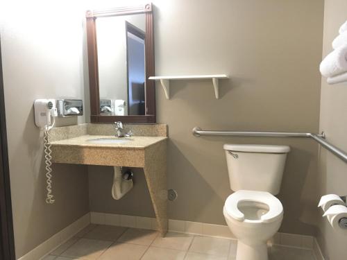 Best Western Wheatland Inn - image 11