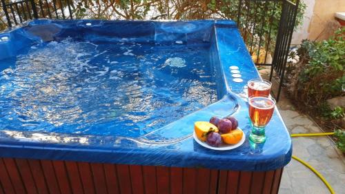 Hot tub, Dead Sea-Sunny Holidays Village & SPA in Arad