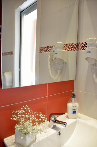 ホスタル ファビオラ