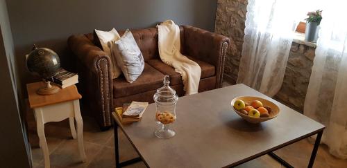Apartments and rooms with parking space Loborika, Pula - 12983