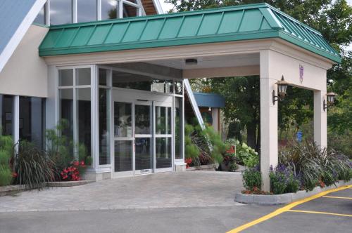 ทางเข้า, Hotel Le Francis in นิว ริชมอนด์ (ควิเบก)