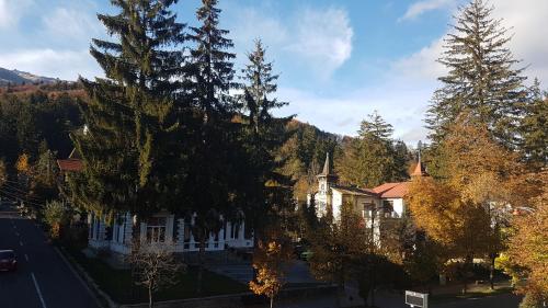 HOTEL BULEVARD - image 2