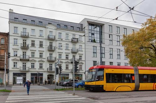 Apartments Warsaw Targowa by Renters - image 9