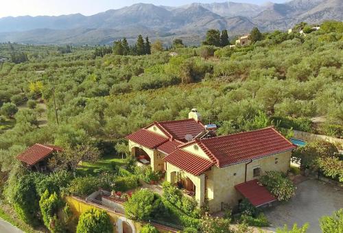 Villa Toula with pool Nr Armeni Crete