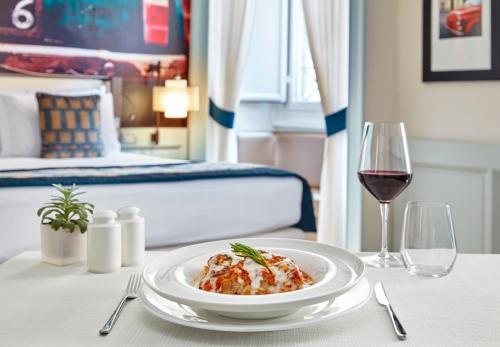 274920897 Hotel Indigo Rome - St. George by IHG
