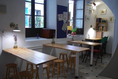 Ortak salon/TV alanı, Backpacker Al-Katre in Kordoba Şehir Merkezi