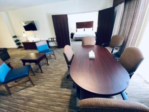 Holiday Inn Express Hotel & Suites Fort Payne By IHG - 회의실/연회장