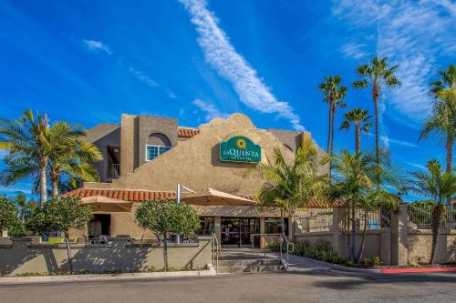 La Quinta Inn & Suites by Wyndham San Diego-Carlsbad