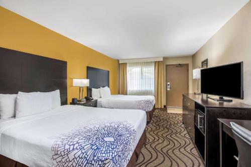 La Quinta Inn & Suites by Wyndham San Diego-Carlsbad