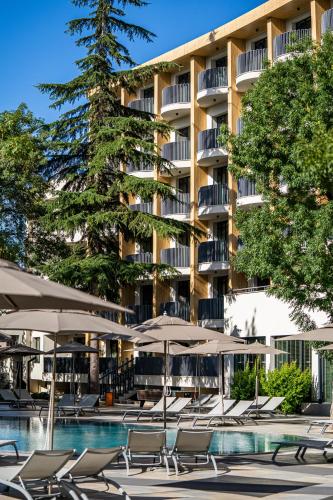 HVD Club Bor Ultra All Inclusive - Private Beach & Free parking - image 2