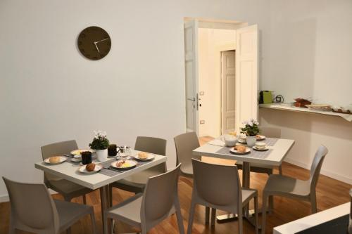 Lo Schiaccianoci B&B - image 9