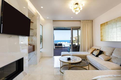 Zillion Villa, intangible beachfront luxury, By ThinkVilla