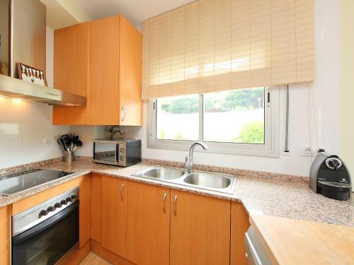  Apartment Fane De Baix II by Interhome in Llança