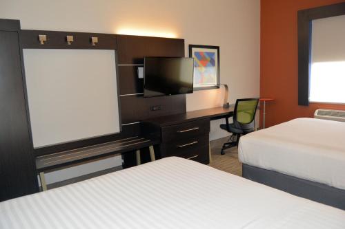 Holiday Inn Express Hotel and Suites Abilene, an IHG Hotel