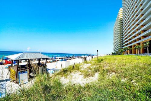 The Splash Resort and Condos East 2 - image 11