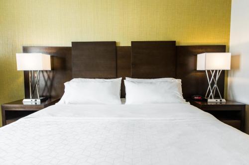 Holiday Inn Express & Suites Spruce Grove - Stony Plain, an IHG Hotel