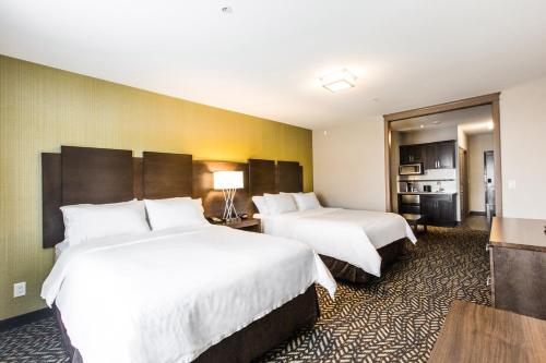 Holiday Inn Express & Suites Spruce Grove - Stony Plain, an IHG Hotel