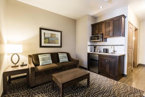 Holiday Inn Express & Suites Spruce Grove - Stony Plain, an IHG Hotel