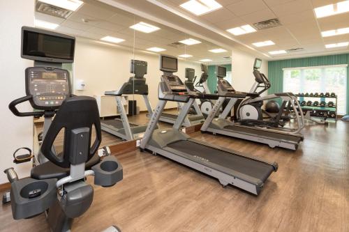 Holiday Inn Express & Suites - Michigan City an IHG Hotel - image 10