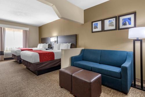 Comfort Suites near Robins Air Force Base - image 12