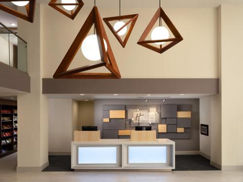 Holiday Inn Express Hotel & Suites Irving DFW Airport North by IHG in Irving, USA