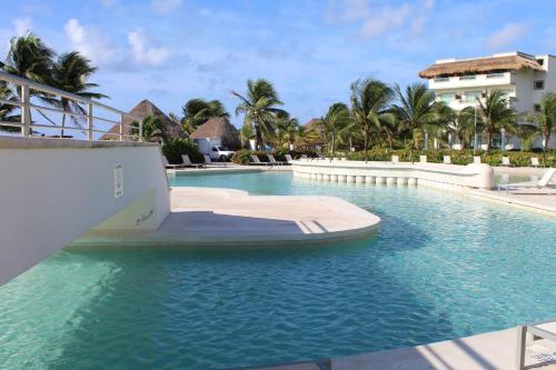 BlueBay Grand Esmeralda