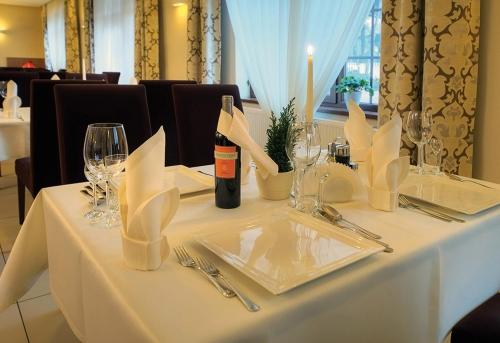 Hotel Camelot - image 12