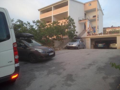 Two-Bedroom Apartment with Balcony and Sea View